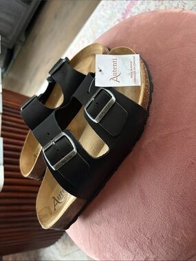 Autenti Black Double-Buckle Cork Footbed Sandals